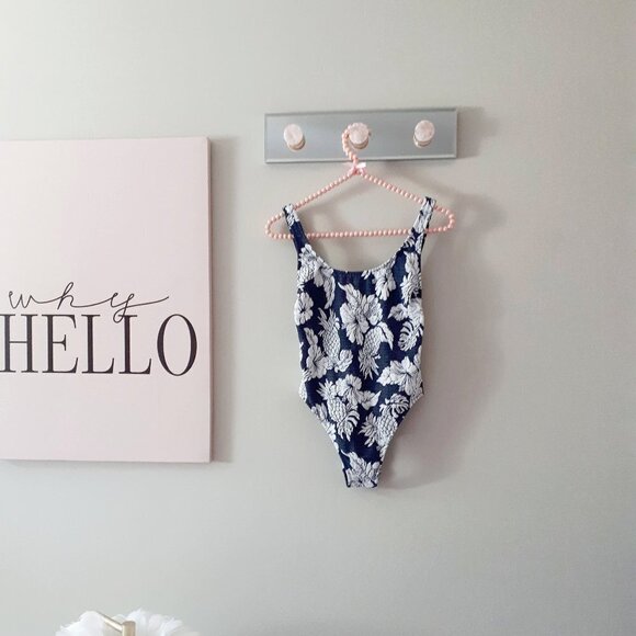 NWT Seafolly blue, white & black tropical floral print one piece swimsuit, 6 - Picture 14 of 16